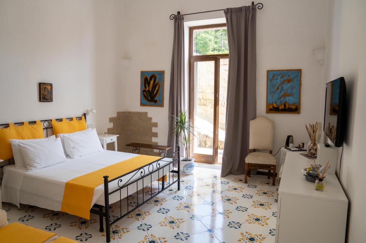 Le Stanze Di Sissi - Luxury Suites Naples Exterior photo