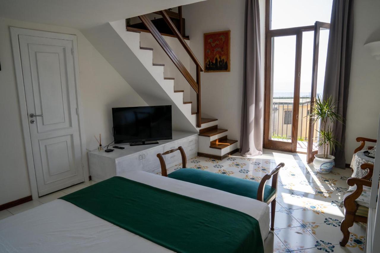 Le Stanze Di Sissi - Luxury Suites Naples Exterior photo
