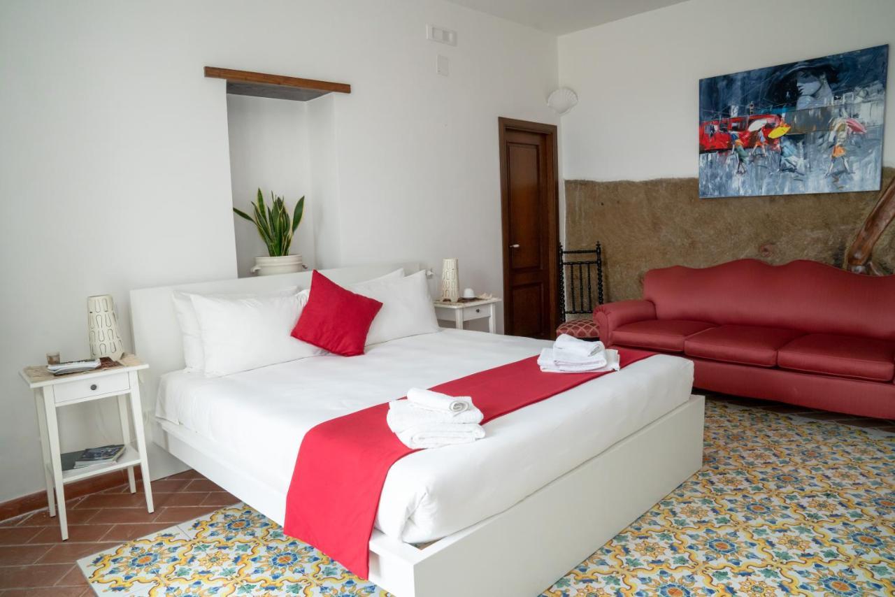 Le Stanze Di Sissi - Luxury Suites Naples Exterior photo